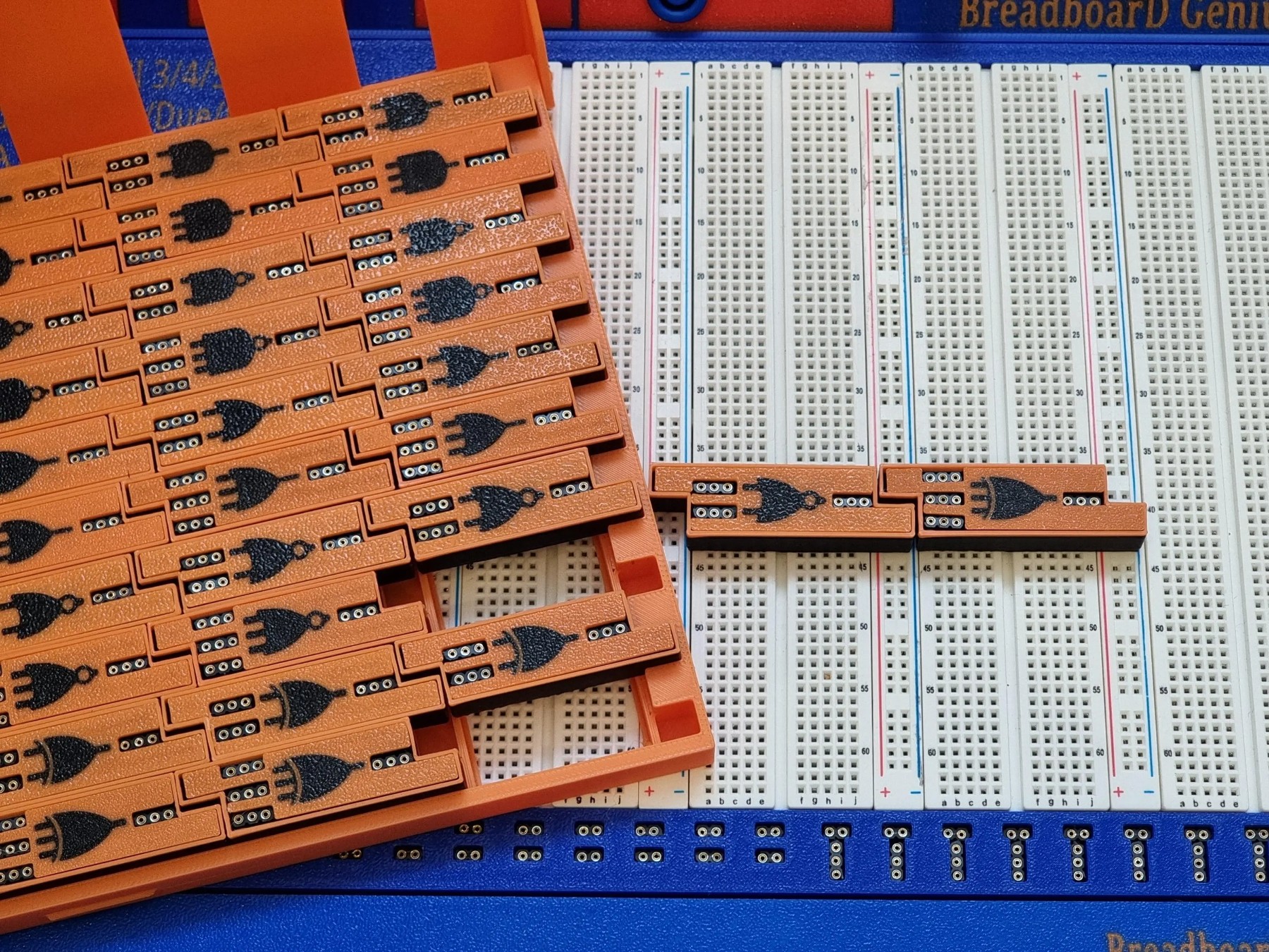 BreadBoard Genius Electronics XL Lab detail